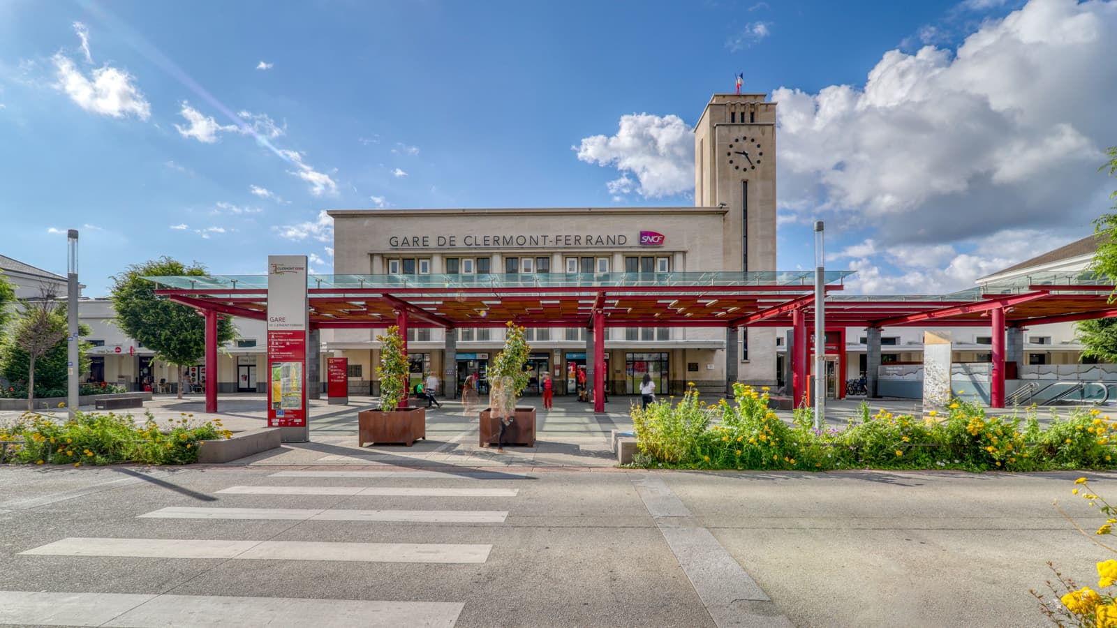 Taxi gare Clermont-Ferrand : transferts simples et rapides sans attente