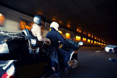 Tarifs, délais et zones desservies : tout savoir sur le taxi moto